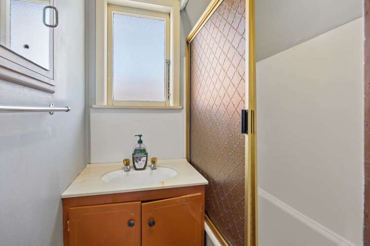 316 Great North Road Henderson_10
