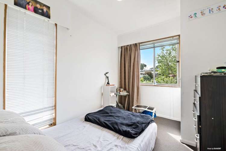 627 Glenfield Road Totara Vale_6