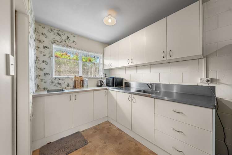 407 West Coast Road Glen Eden_6