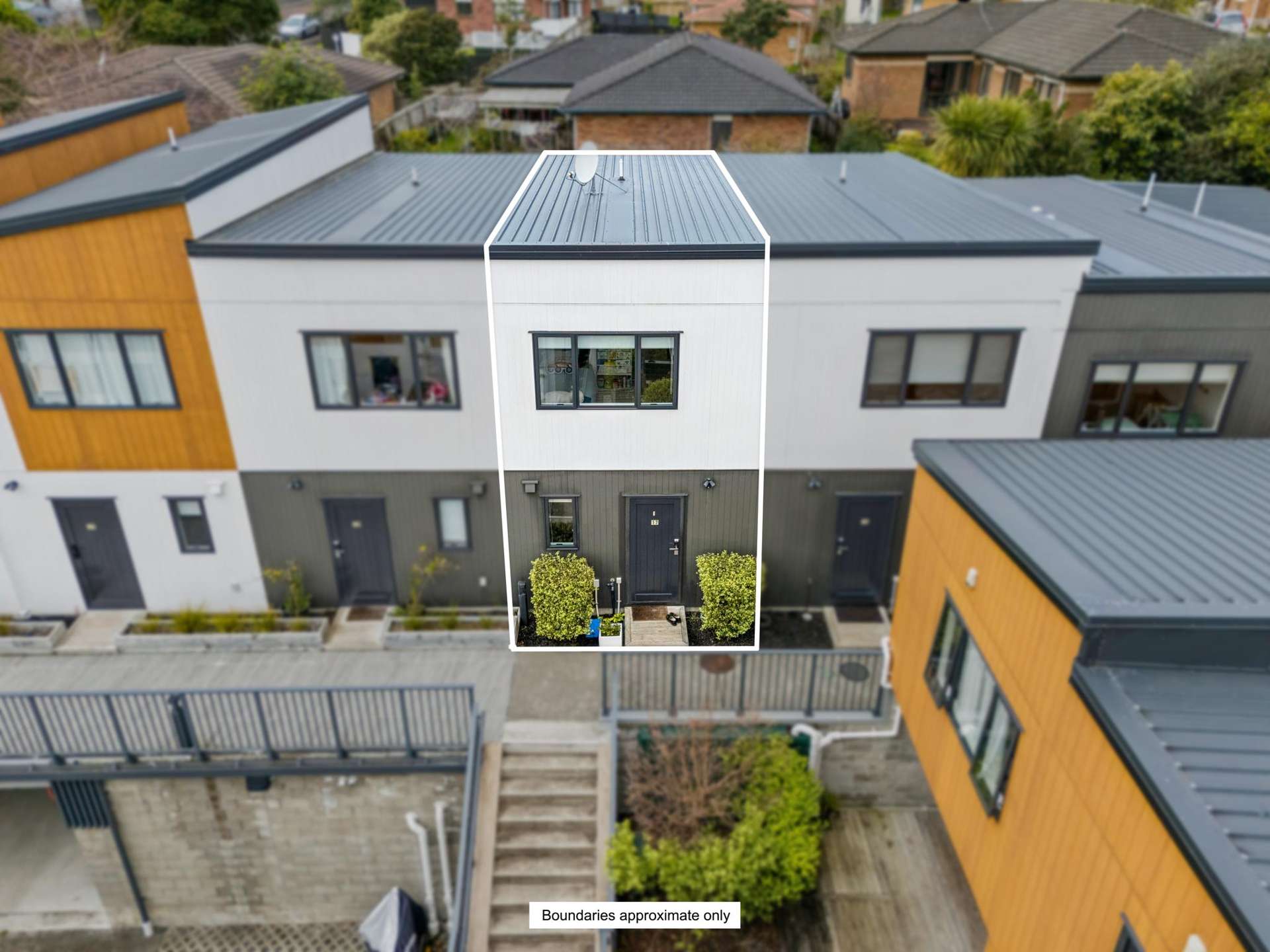 17/18 Hewlett Road Massey_0