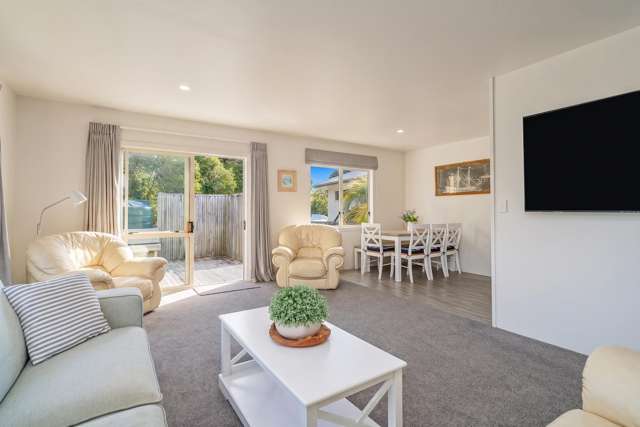 11 Martin Place Cooks Beach_4