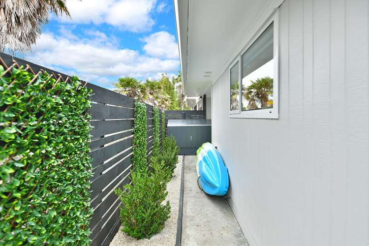 3/226 Centreway Road Orewa_15