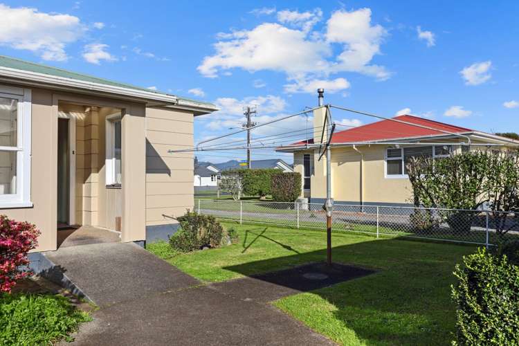 64 Beach Road Katikati_13