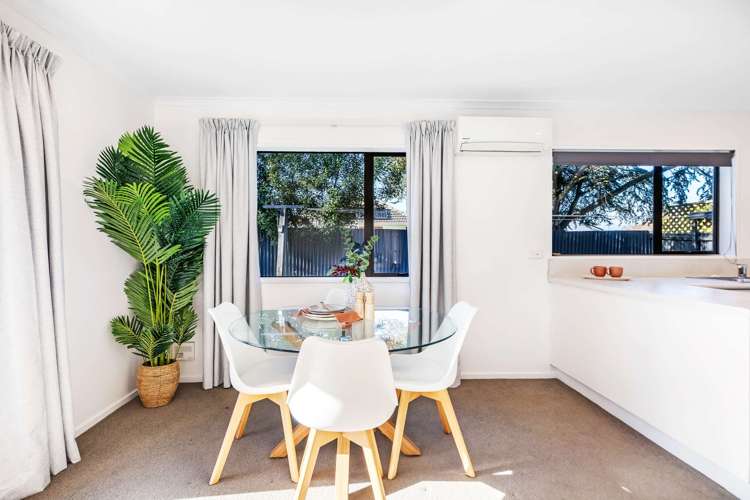 52a Vivian Street Burwood_8