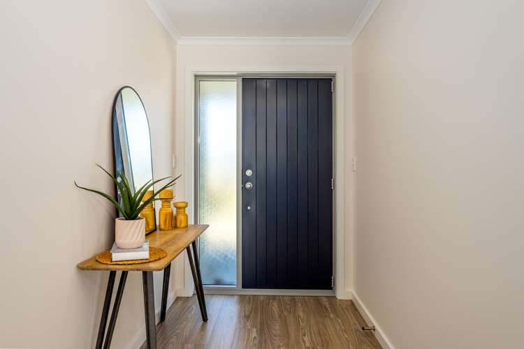 4 Redhaven Rise Netherby_12