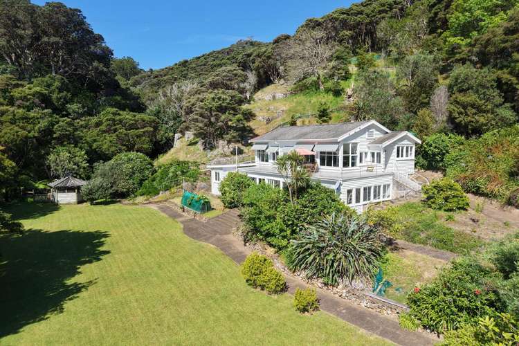 - Stockyard Bay Kawau Island_3