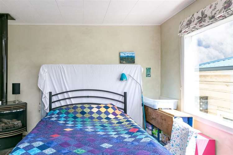 8 Corunna Avenue Newtown_9