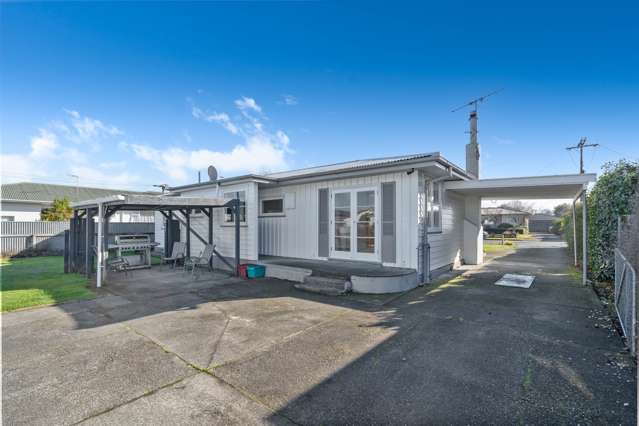 6 Hobson Place Solway_1