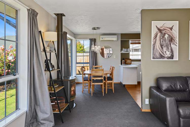 9 Heriott Close Burwood_5