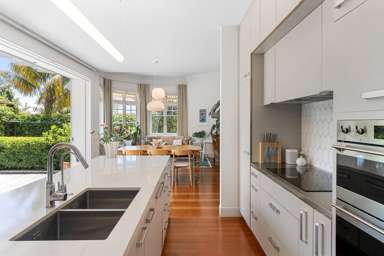 31 Coronation Road_2