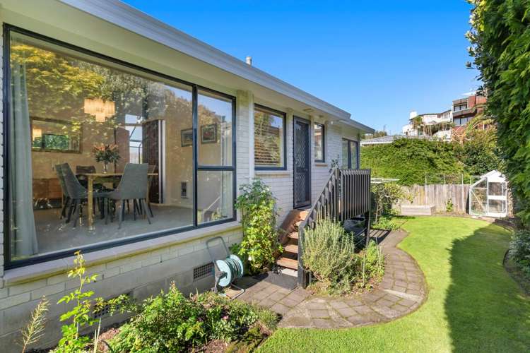 2/4 Oban Road Browns Bay_25