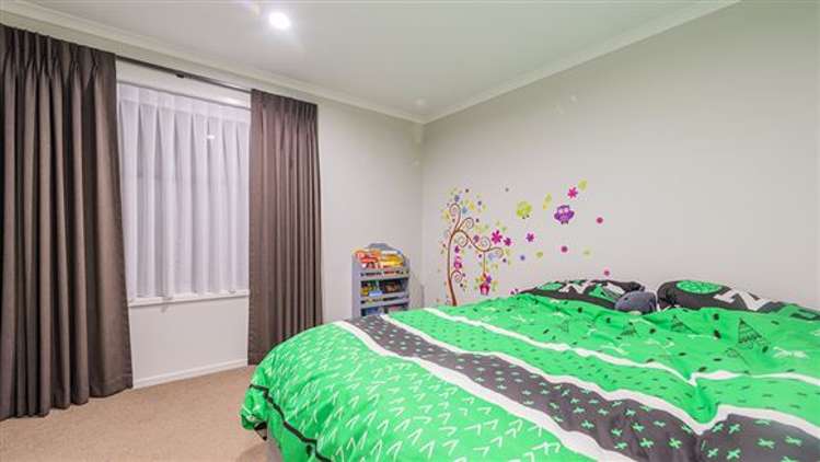 3 Hirimate Place Flat Bush_5