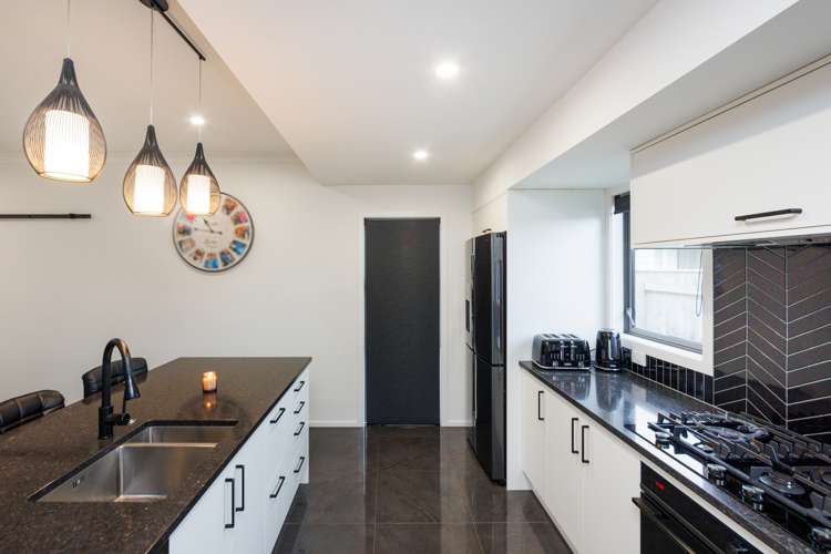 12 Ivy Lane Kelvin Grove_5