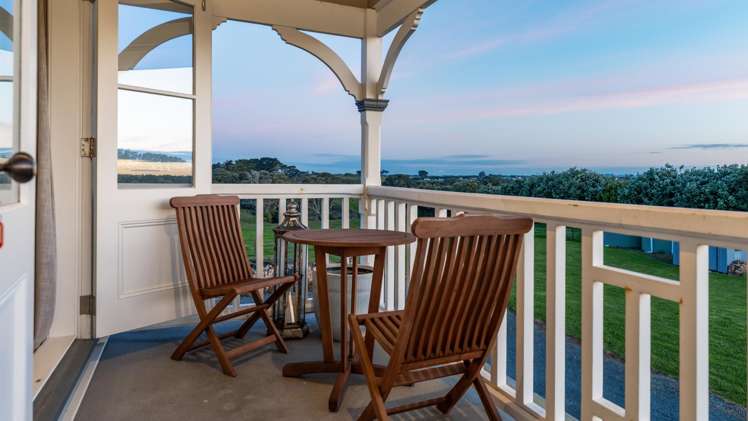 111 Wharf Road Clarks Beach_27