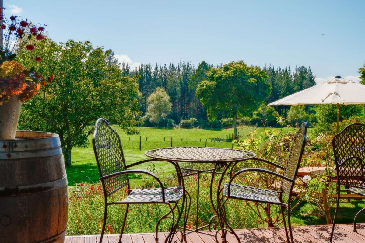 1099 Paradise Valley Road_2