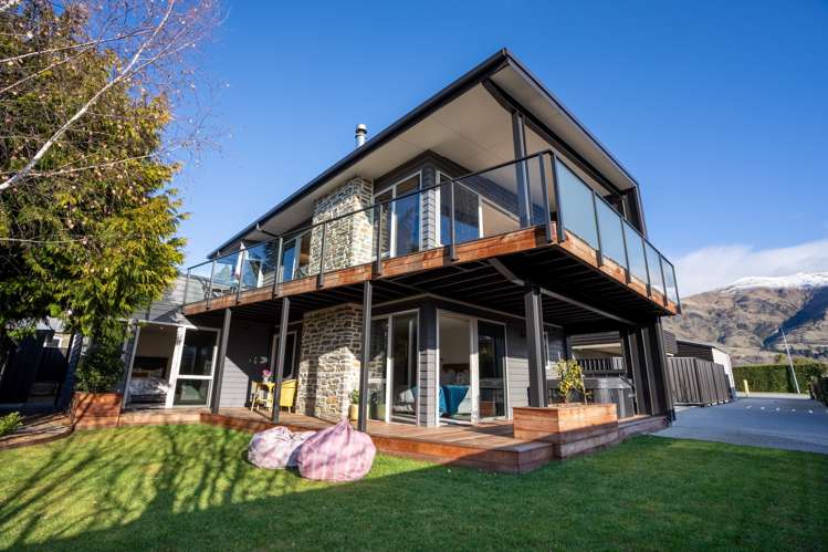 74 McDougall Street Wanaka_30