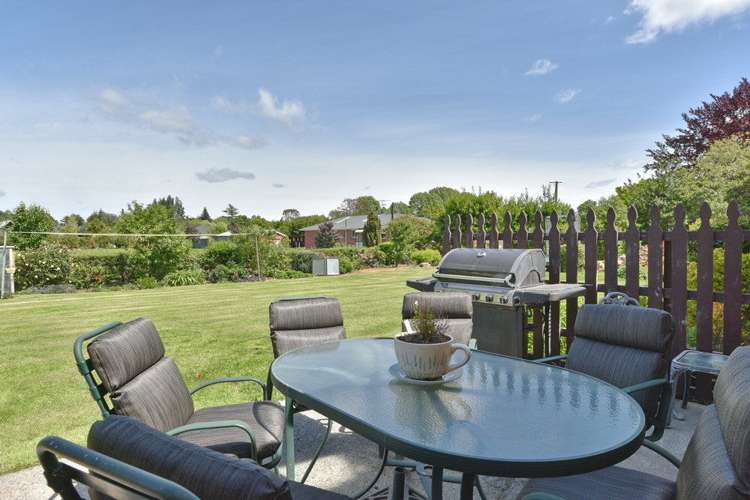 76 High Street Leeston_19