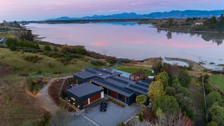 22 Bronte Road East Upper Moutere_33