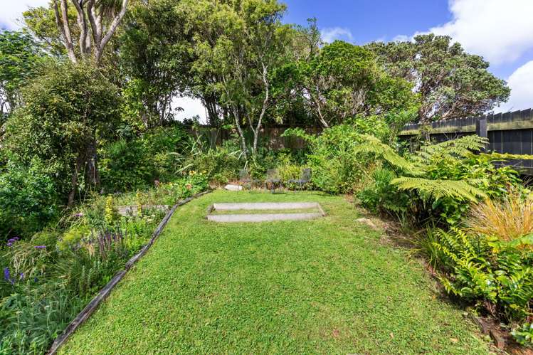 39 Nottingham Street Karori_22