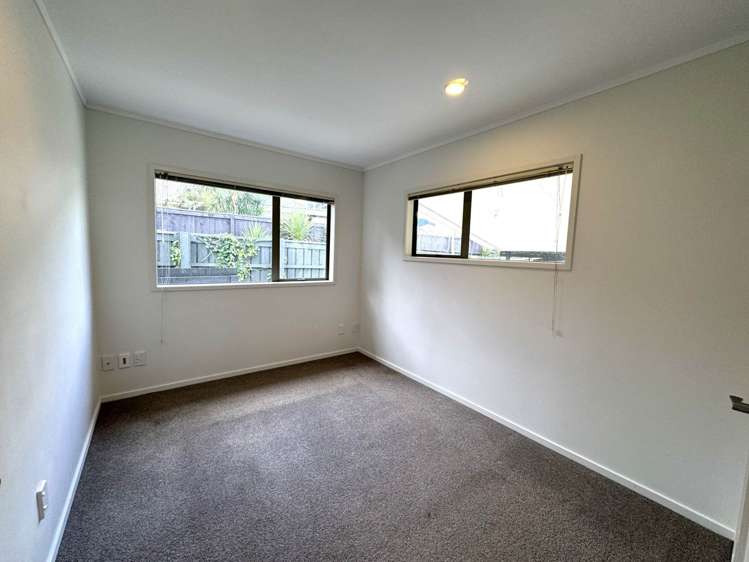 5 Scotstoun Place Glen Eden_5