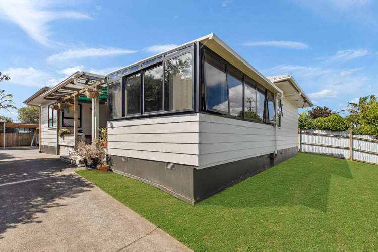 48 Beach Road Te Atatu Peninsula_3
