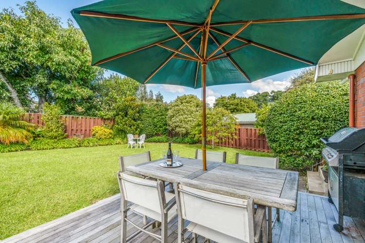 12 Galloway Crescent Farm Cove_19