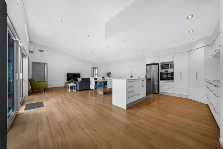 8 CANMORE STREET Pokeno_11