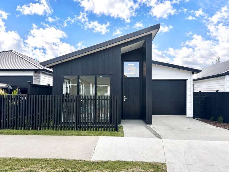 392 Te Taruna Drive_0