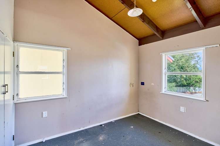 6/3 Bouverie Street Petone_13