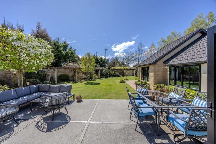 146 Lake Hawea - Albert Town Road Albert Town_27