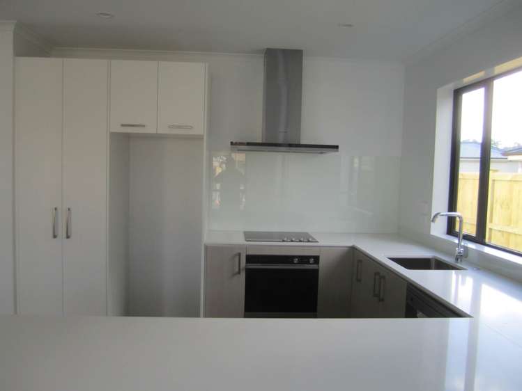 18 William Wallbank Crescent Swanson_12