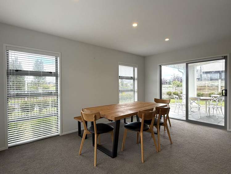 21 Matepu Crescent Pyes Pa_13