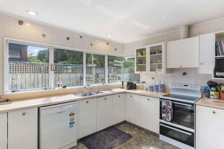 19 The Avenue Paraparaumu Beach_10