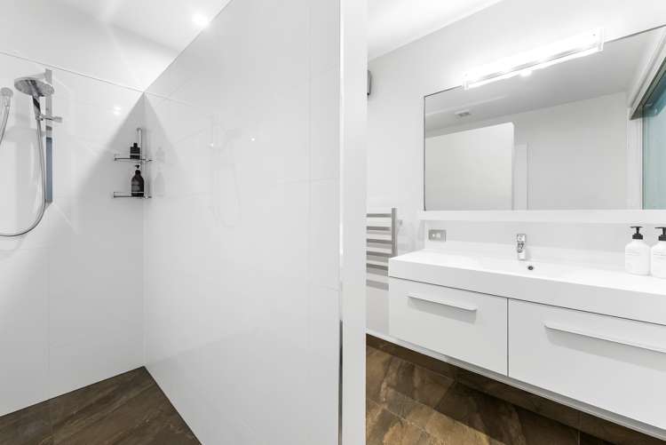 60 Karewa Parade Papamoa_24