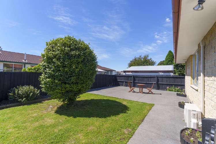 2/30 Trevor Street Hornby_17