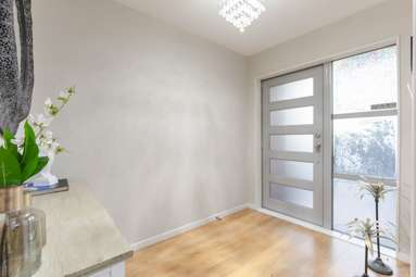 89 Rangeview Road_2