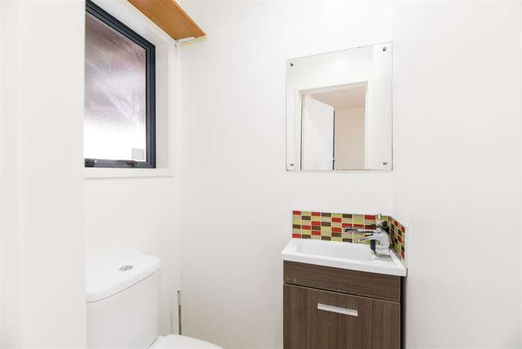 6 Exmouth Road Northcote_13