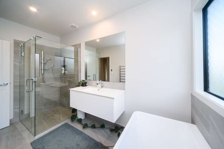 7 Mahi Grove Feilding_23