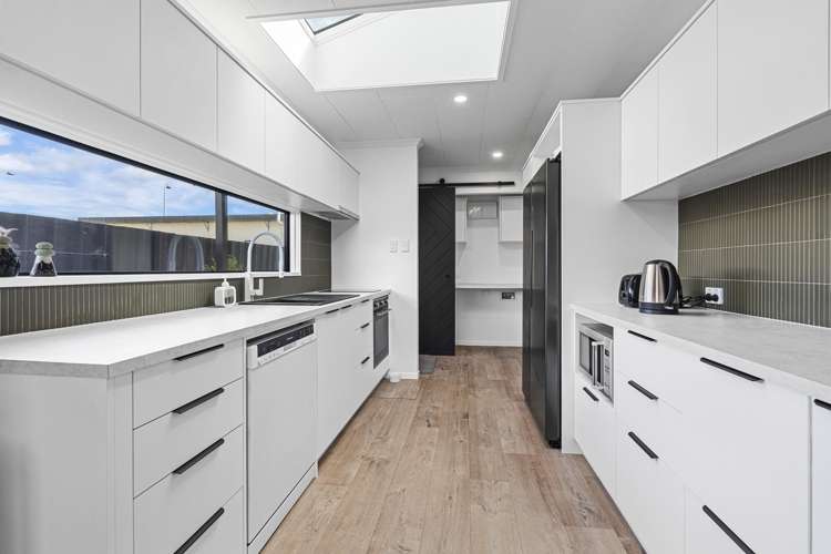 45 Tukapa Street Westown_15