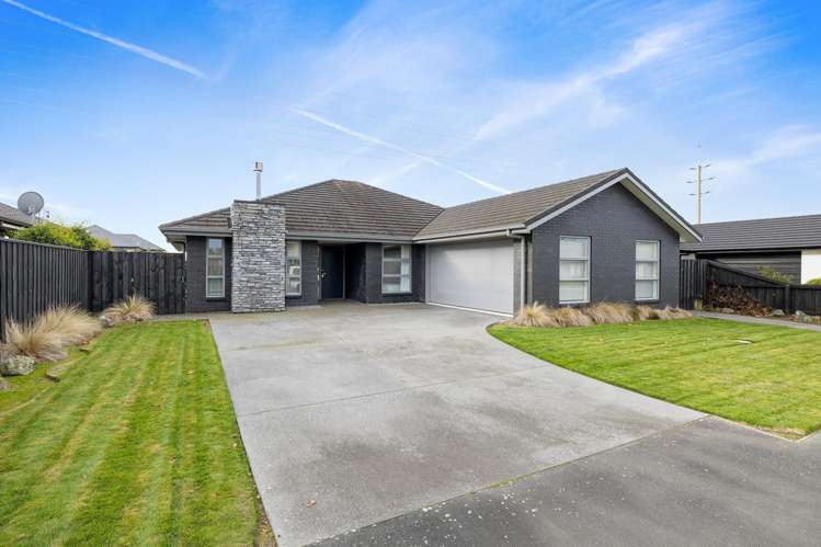 32 Parklea Avenue_0