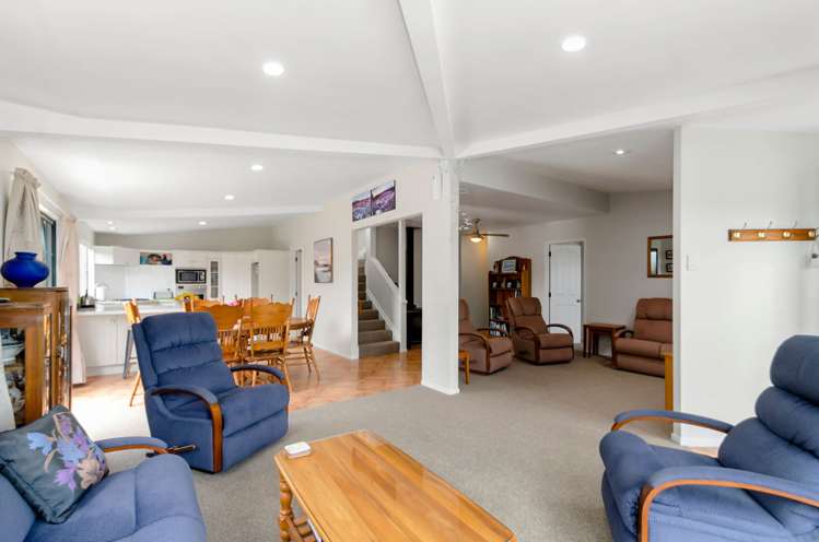 13 Landon Place Pukekohe_9