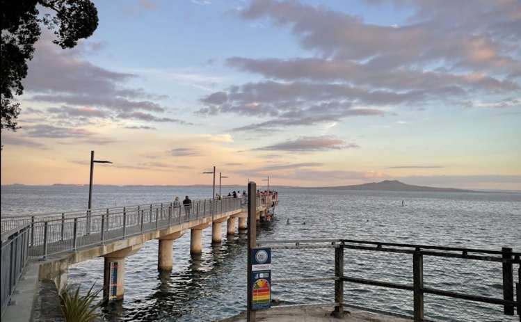 98 Churchill Road Murrays Bay_24