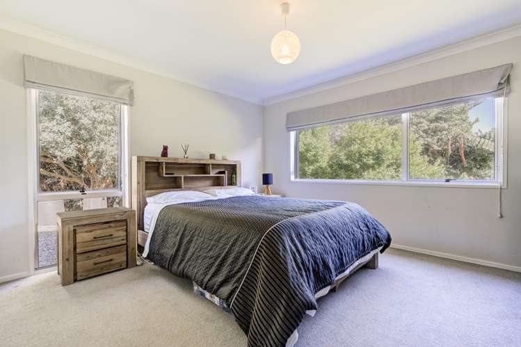 24 Splitt Avenue Glenview_10