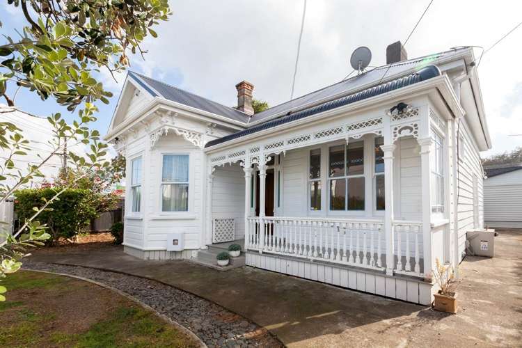 12 Mount Smart Road Royal Oak_0