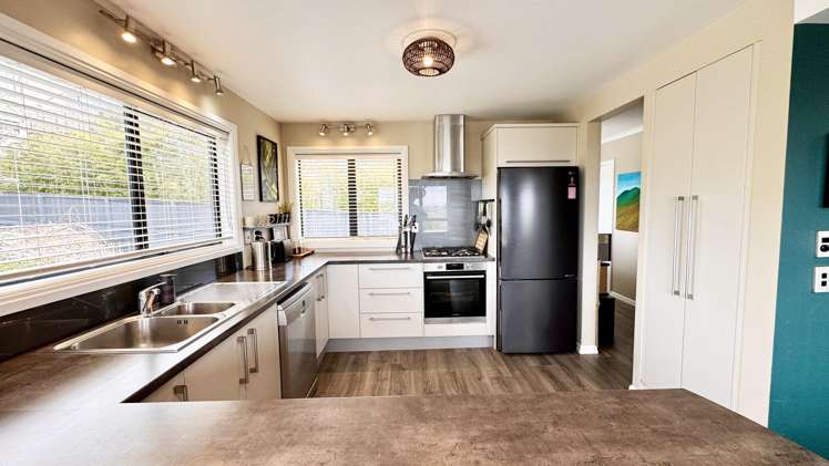 131 Chelsea View Drive Chatswood_8