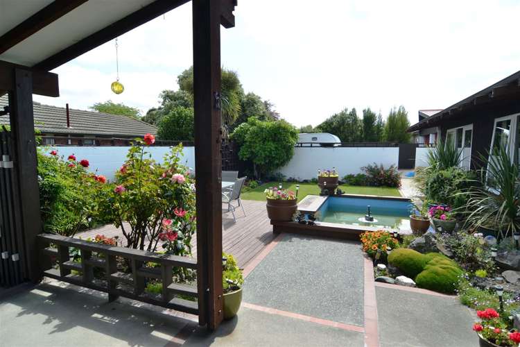 76 Racecourse Road Sockburn_17