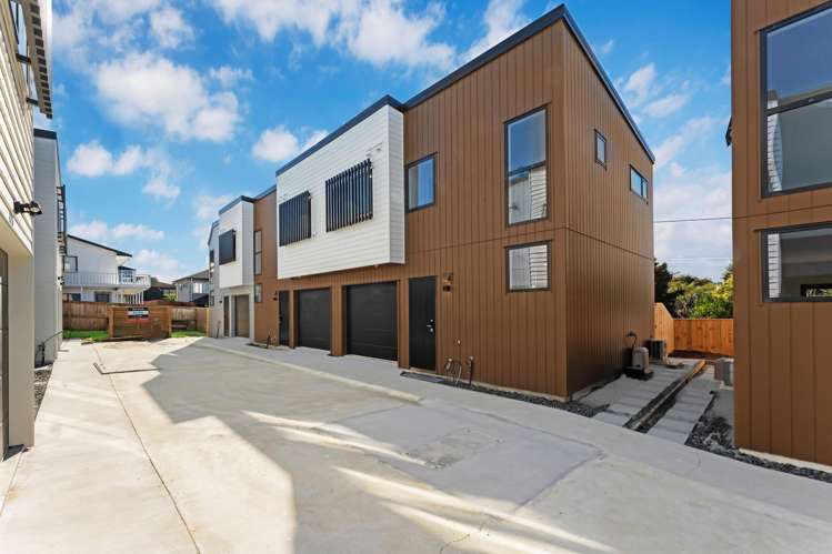 Lots 2-10/196 Royal Road Massey_17