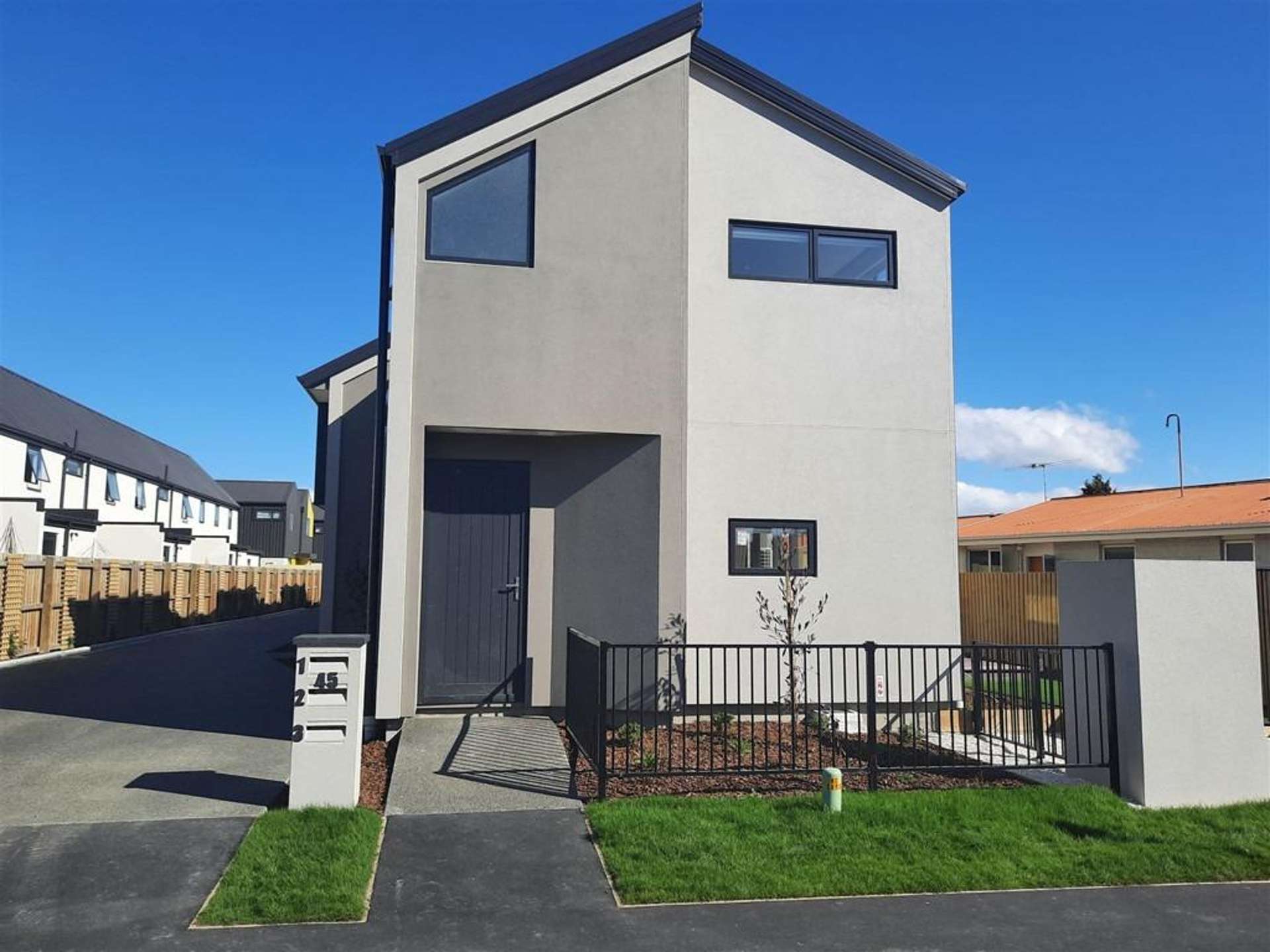 1/45 Division Street Riccarton_0