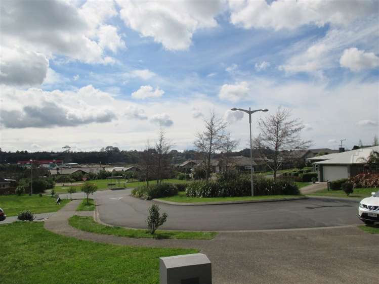 10 Pumice Glade Pyes Pa_16