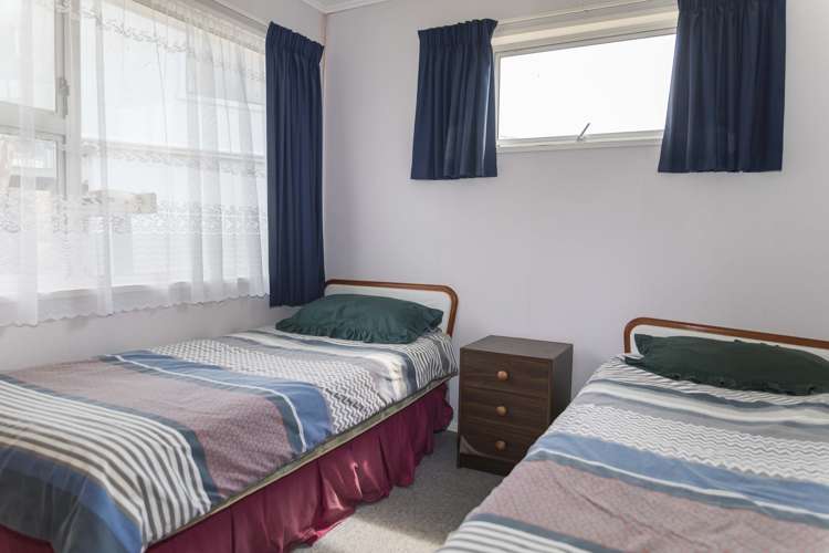 86 Akitio Esplanade Pongaroa_8